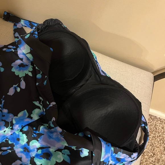 Swimsuits for All Chlorine Resistant H-Back Sarong Front One Piece, size 18 - Picture 4 of 7